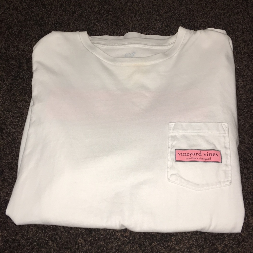 White Vineyard Vines Tee Shirt